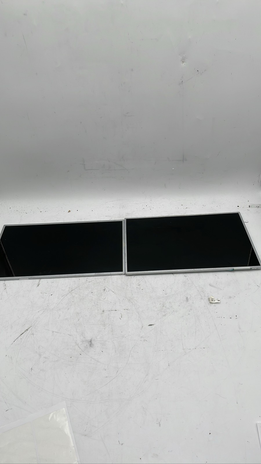 AU Optronics B173RW01 V.3 1600x900 17.3" HD+ Laptop LCD LED Screen Lot of 2