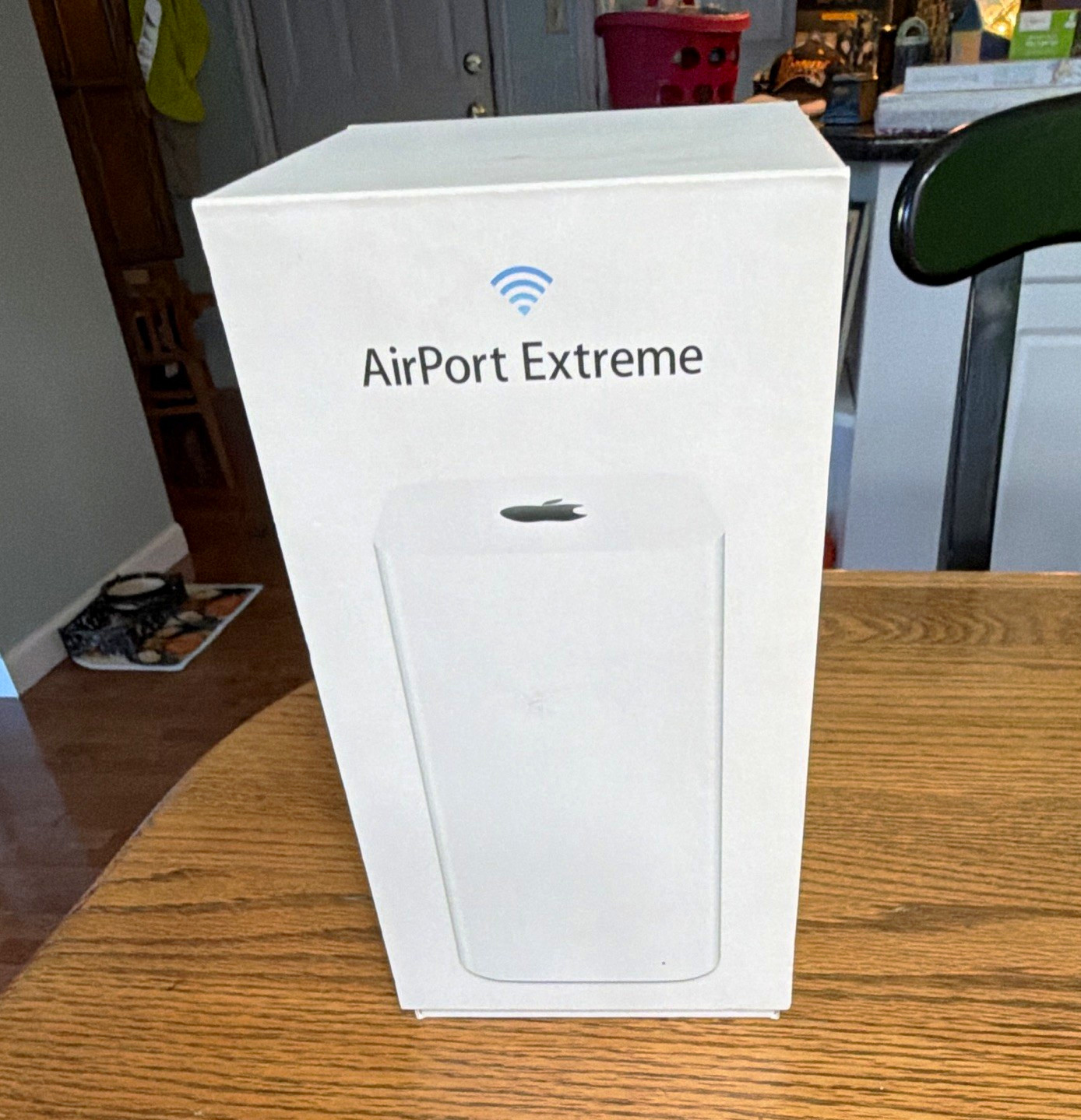Apple AirPort Extreme A1521 802.11ac Dual-Band 1300Mbps 3-Port White