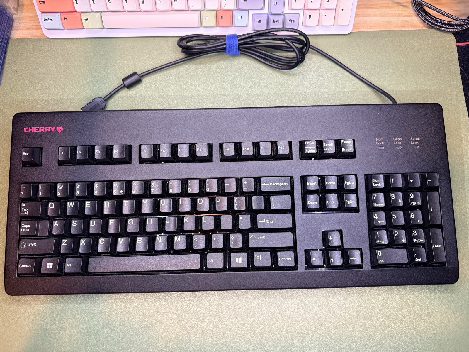 CHERRY MX 3000 Wired Keyboard G80-3494LWCEU-2