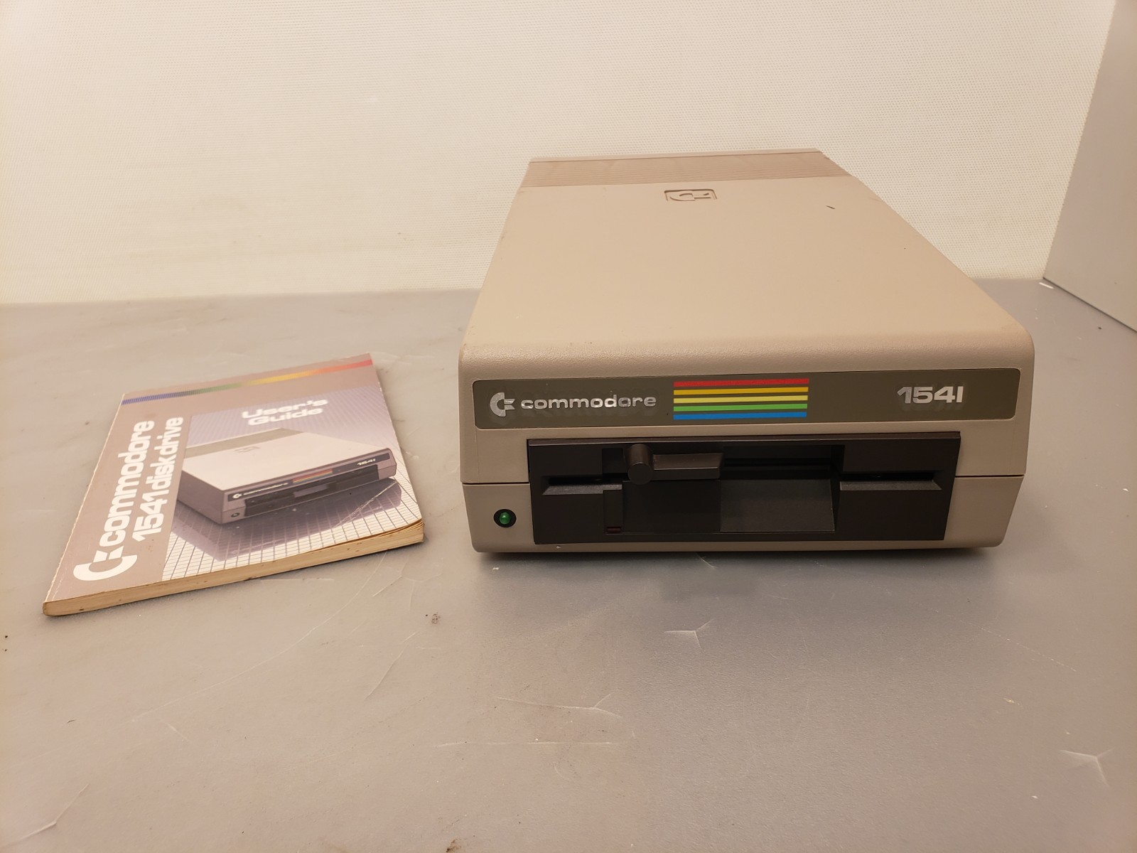 Vintage Commodore 1541 Floppy Disk Drive FDD C64 w/ Manual, Nice, **Tested