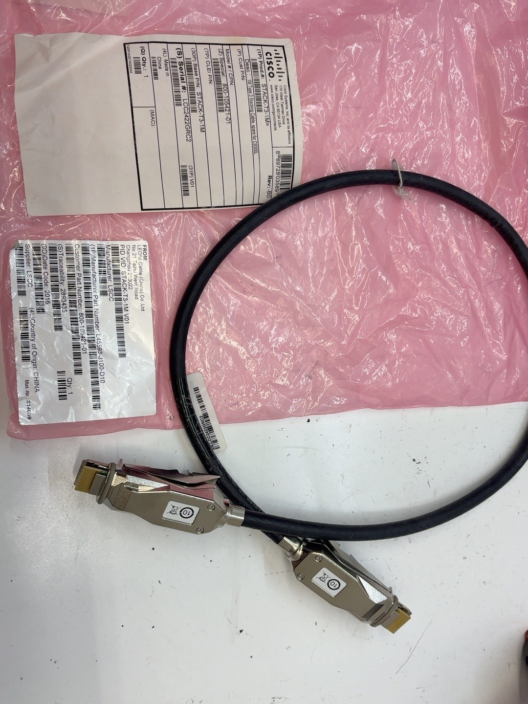 Cisco STACK-T3-1M= 1M Type 3 Stacking Cable for Catalyst C9300L T8B7