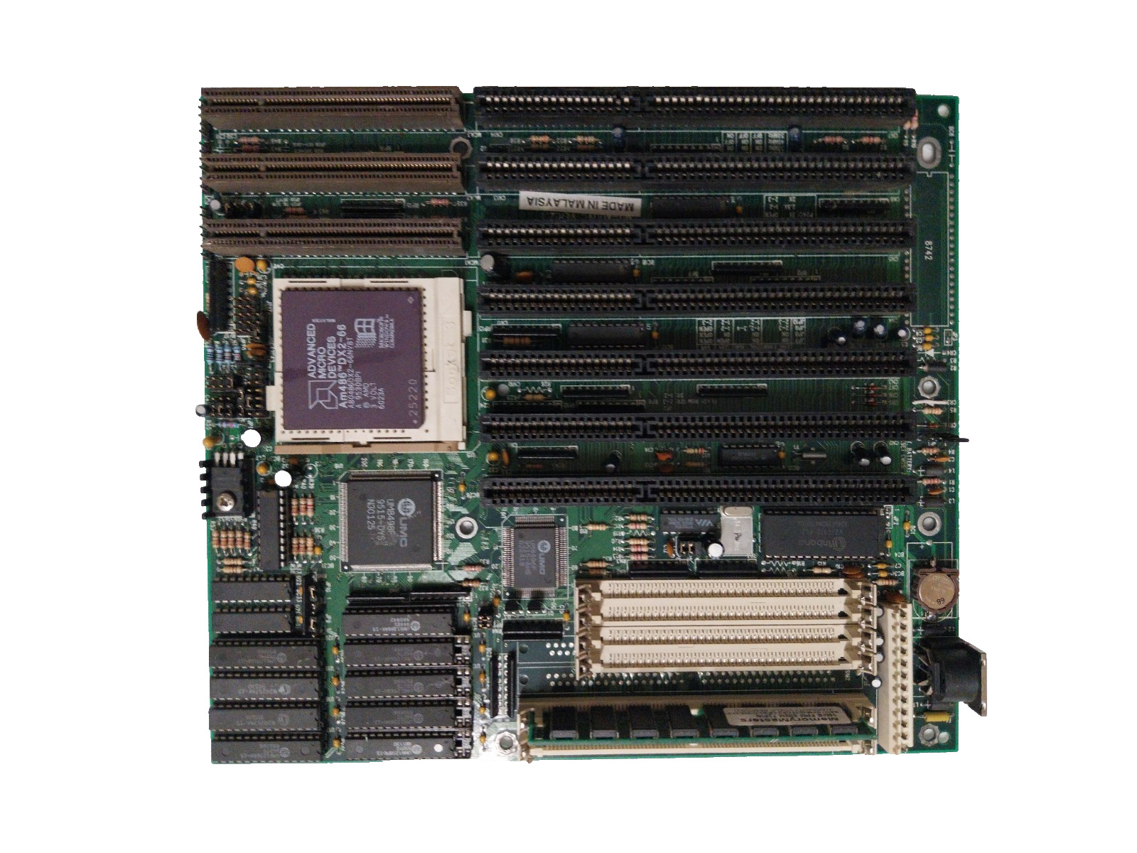 Aquarius Systems/BCOM MB-4DUVC (ver 2.x) - SOCKET 3 mb + AMD-DX2-66 - 16MB RAM