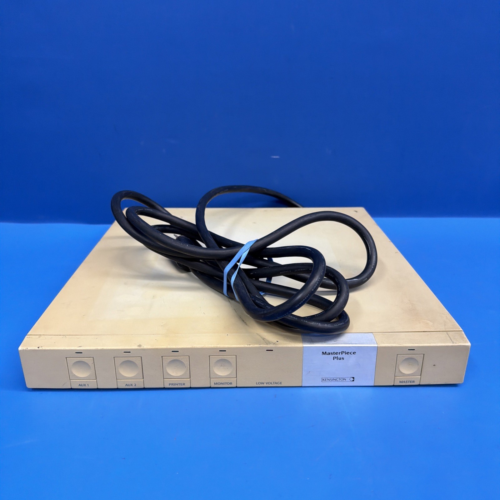 Kensington Masterpiece Home Office Plus Surge Protector Console Model:62105