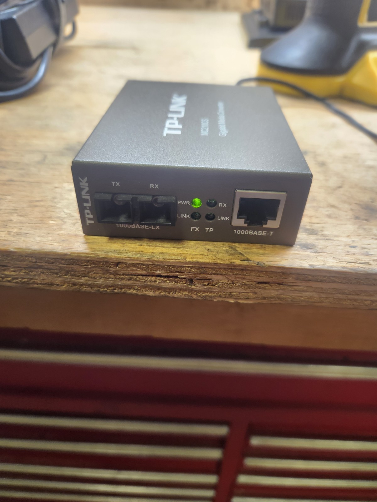 TP-Link MC220L Gigabit Ethernet Media Converter With Power Adapter