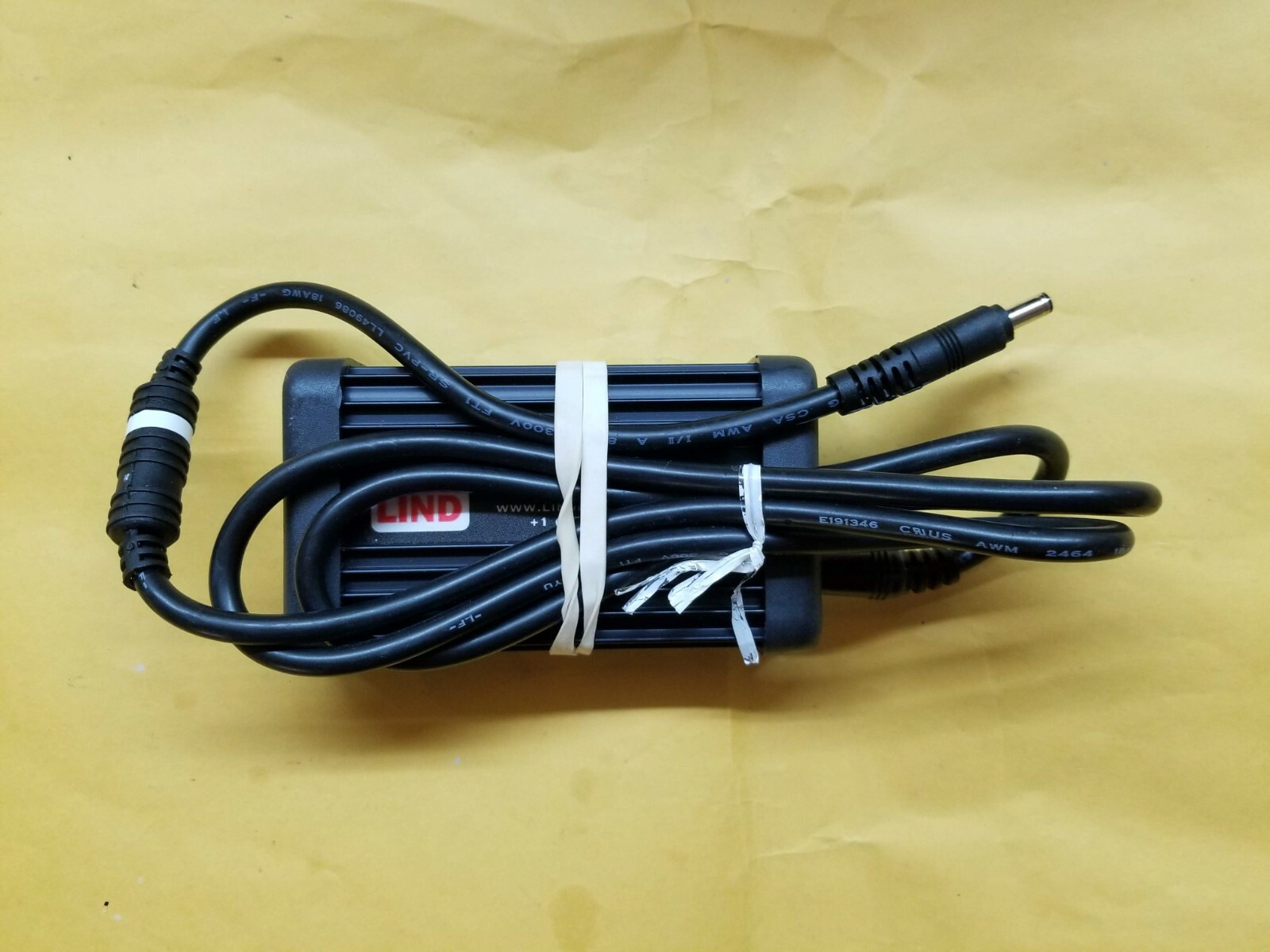 Lind Electronics Auto/Airline Adapter 17 V DC/3.50 A Output 1B-1635P DE1925-3679