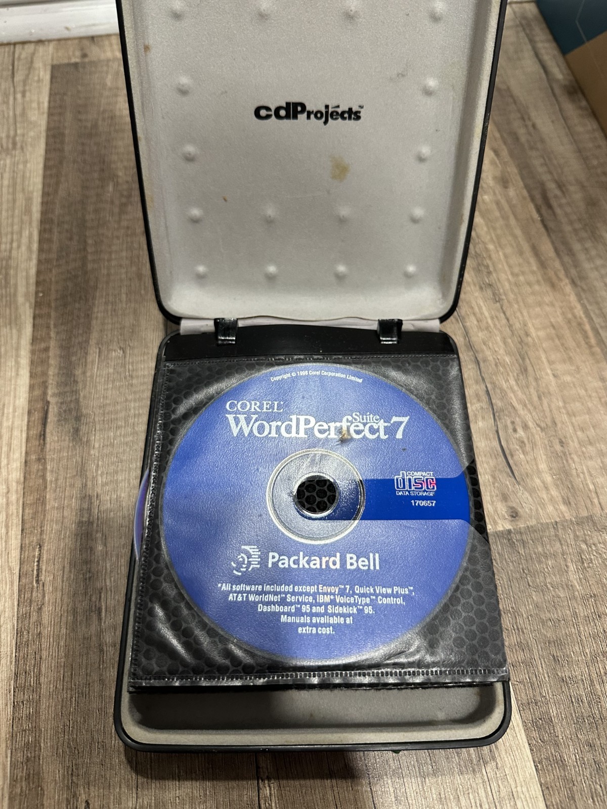 CD's with Drivers for Samsung, Dell, Olympus and more PLEASE SEE pictures