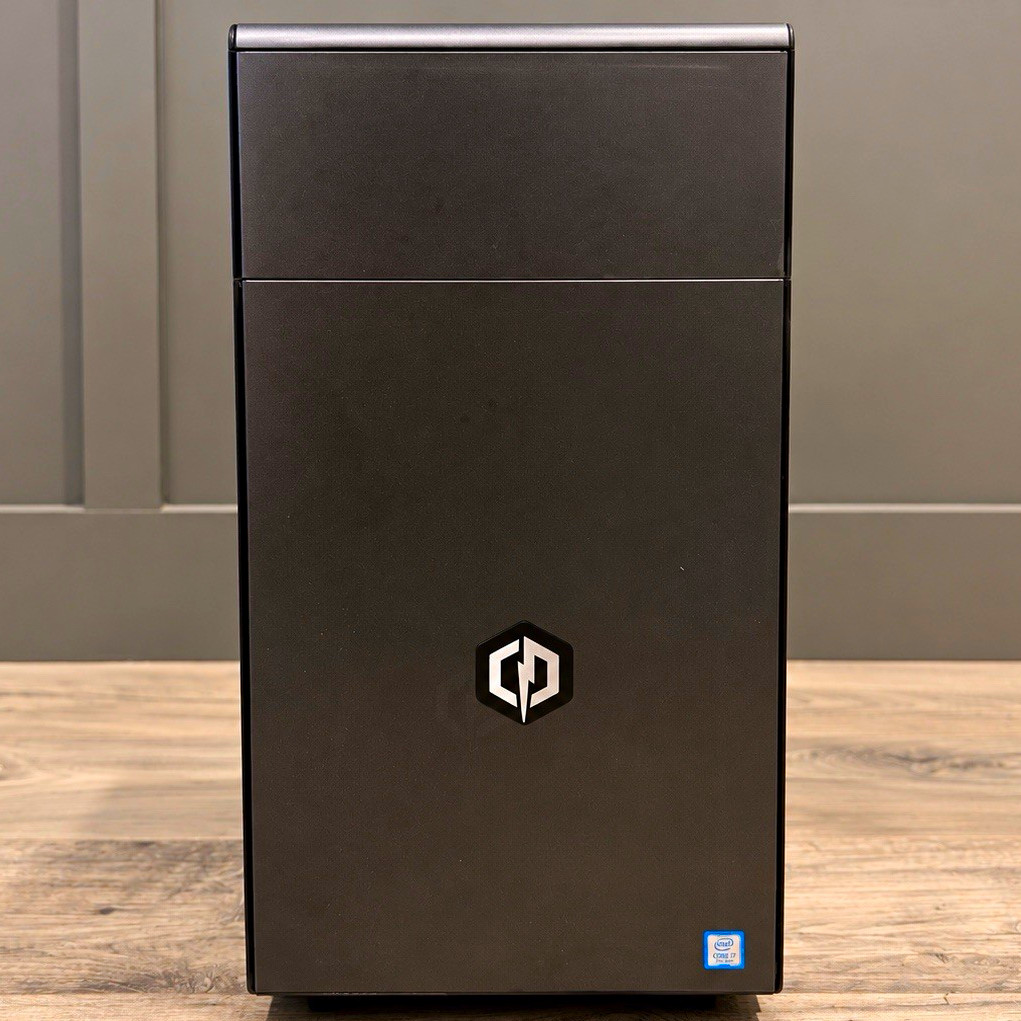 CyberPowerPC C Series i7-6900K MSI GTX 1080 Ti 11GB 32GB RAM 3TB SSD
