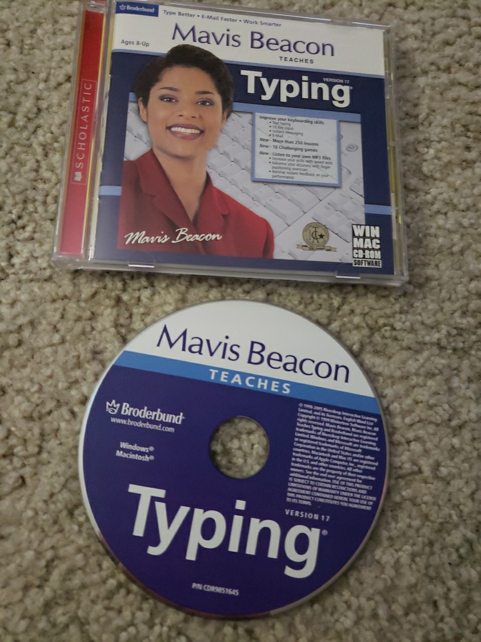 Mavis Beacon Teaches Typing Version 17 CD-ROM Windows Mac Software VG