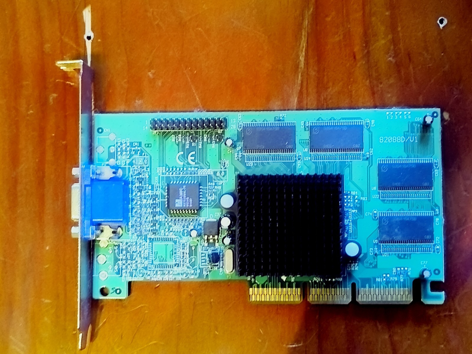 VTG 3DFORCE B-16 Jaton Nvidia Vanta AGP 4x 16MB HD D-Sub Video Graphics Card