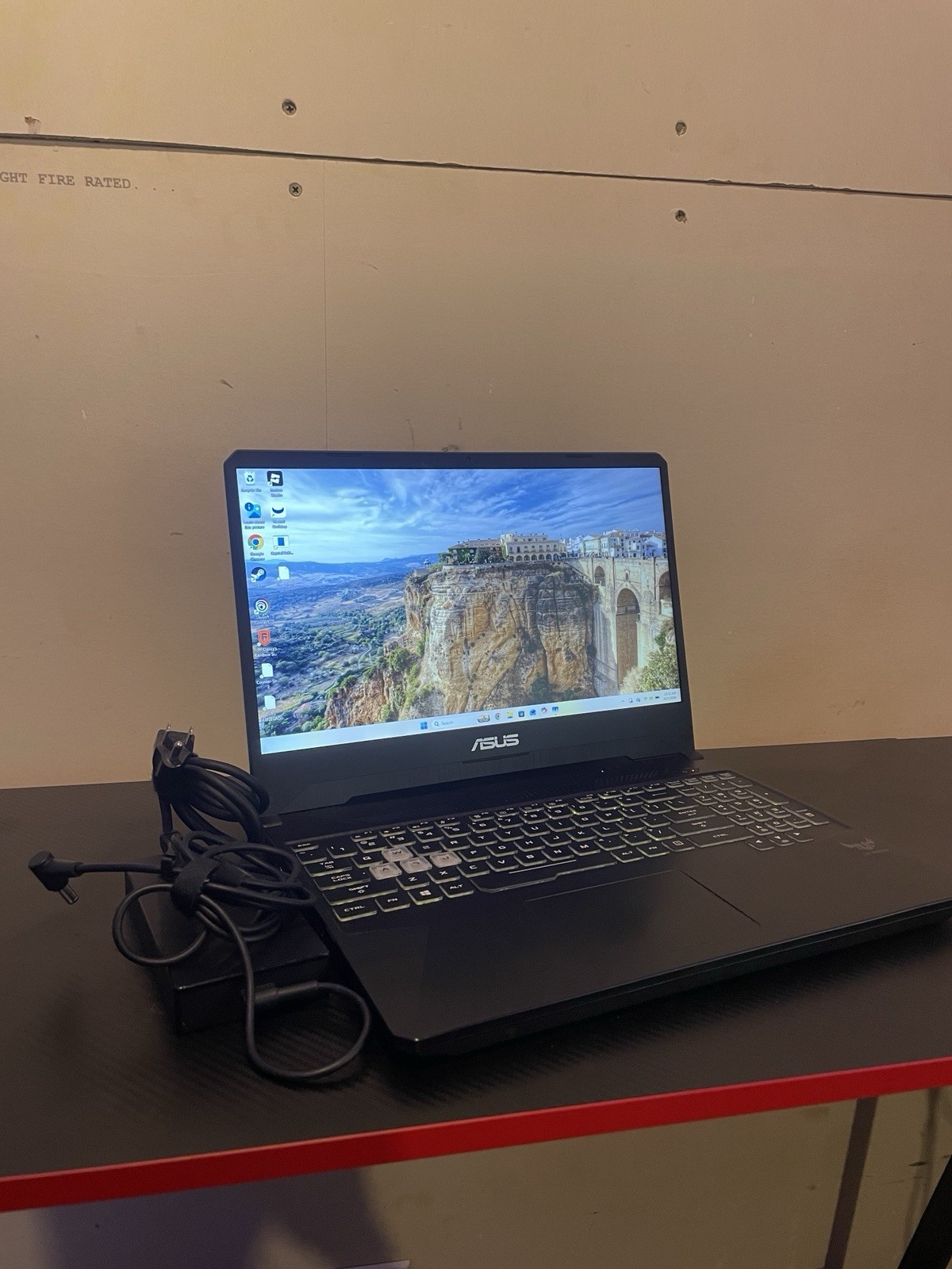 ⁠ASUS TUF FX505DT 15.6" Gaming Laptop Ryzen 5 GTX 1650 12GB RAM 1TB SSD 500GB HD