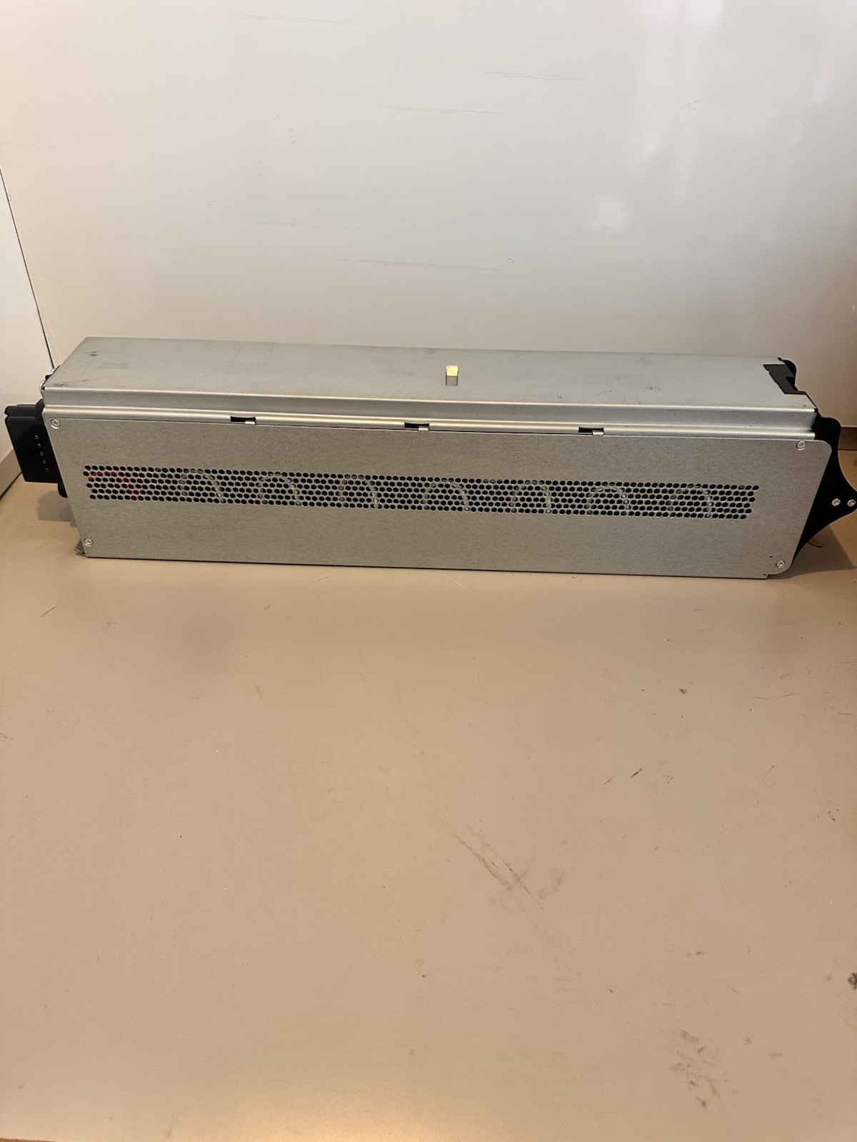APC Schneider SYBTU2-PLP Symmetra PX UPS Battery Module Enclosure With Batteries
