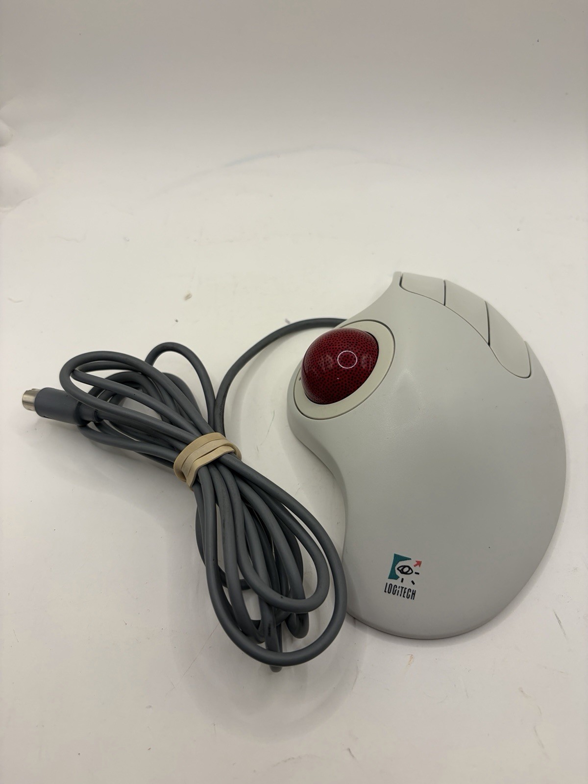 Logitech TrackMan Marble Trackball Ergonomic Wired Mouse T-CH11 PS/2 804122-00