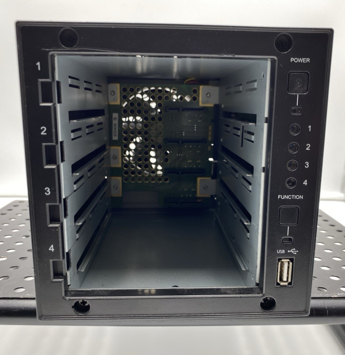 BUFFALO LinkStation LS-QV4.0TL/R5 No Drives/Bays