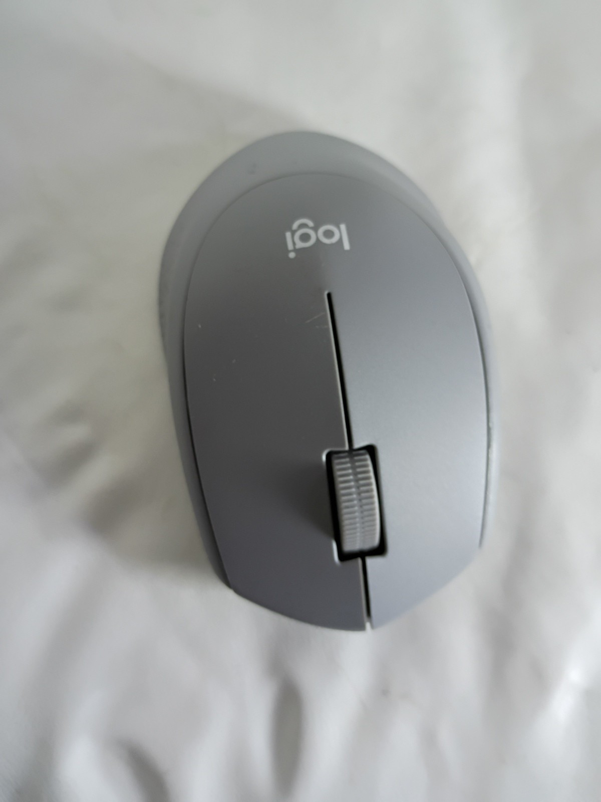 Logitech M330 Silent Plus Wireless Mouse Gray w/ USB Receiver – Pre-Owned