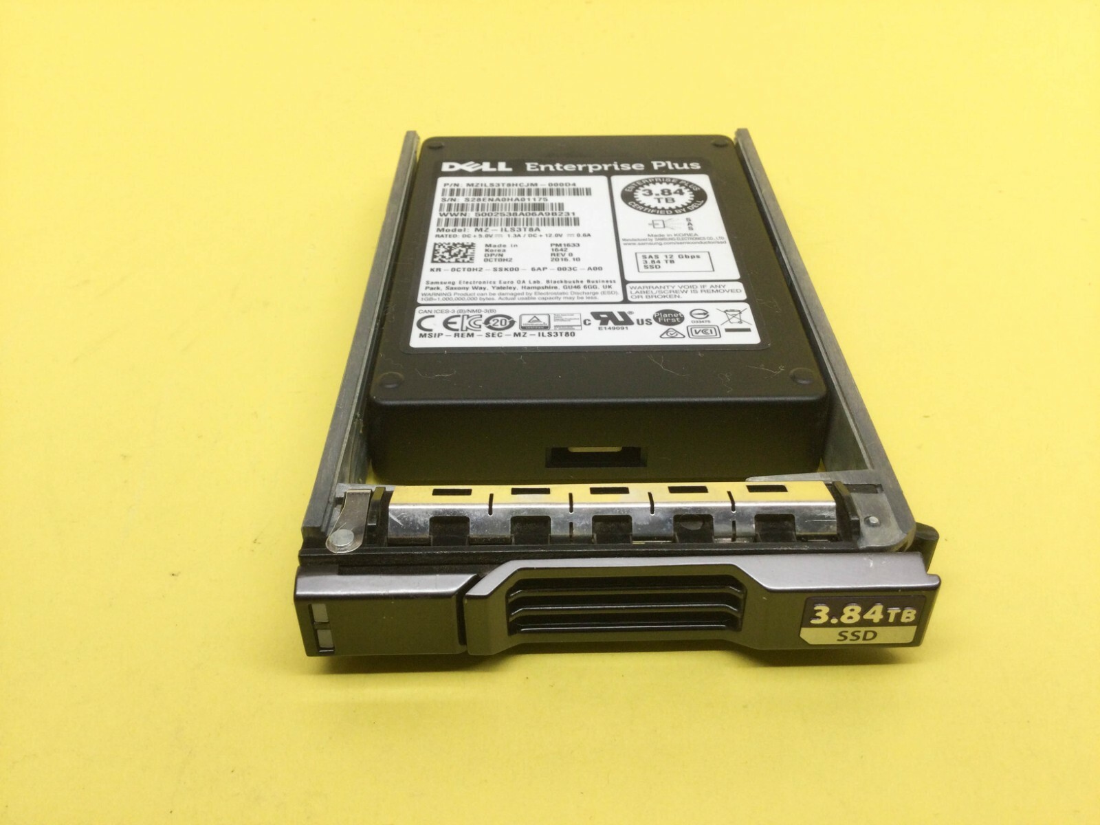 CT0H2 Dell Compellent 3.84TB SAS 12Gbps 2.5'' PM1633 SSD 0CT0H2 MZ-ILS3T8A