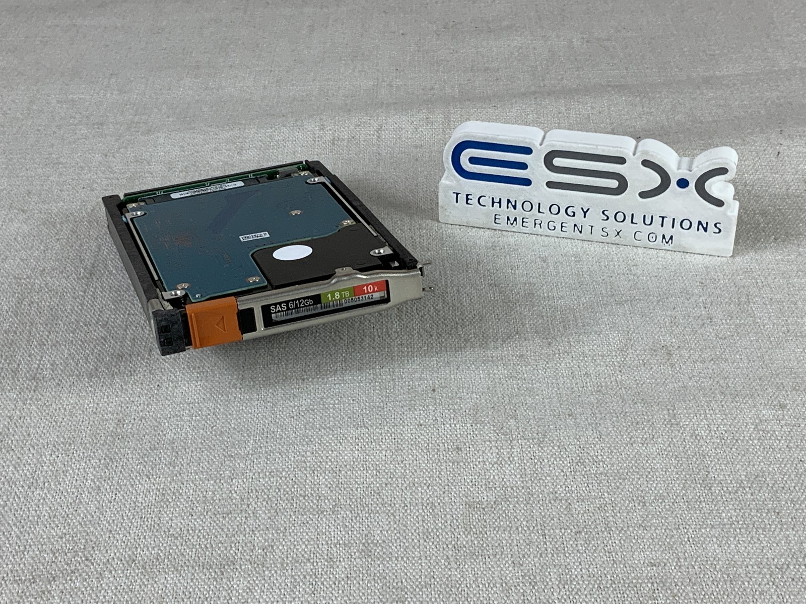 EMC 005053142 1.8TB 10K 2.5" 12Gb SAS HDD D3-2S10-1800