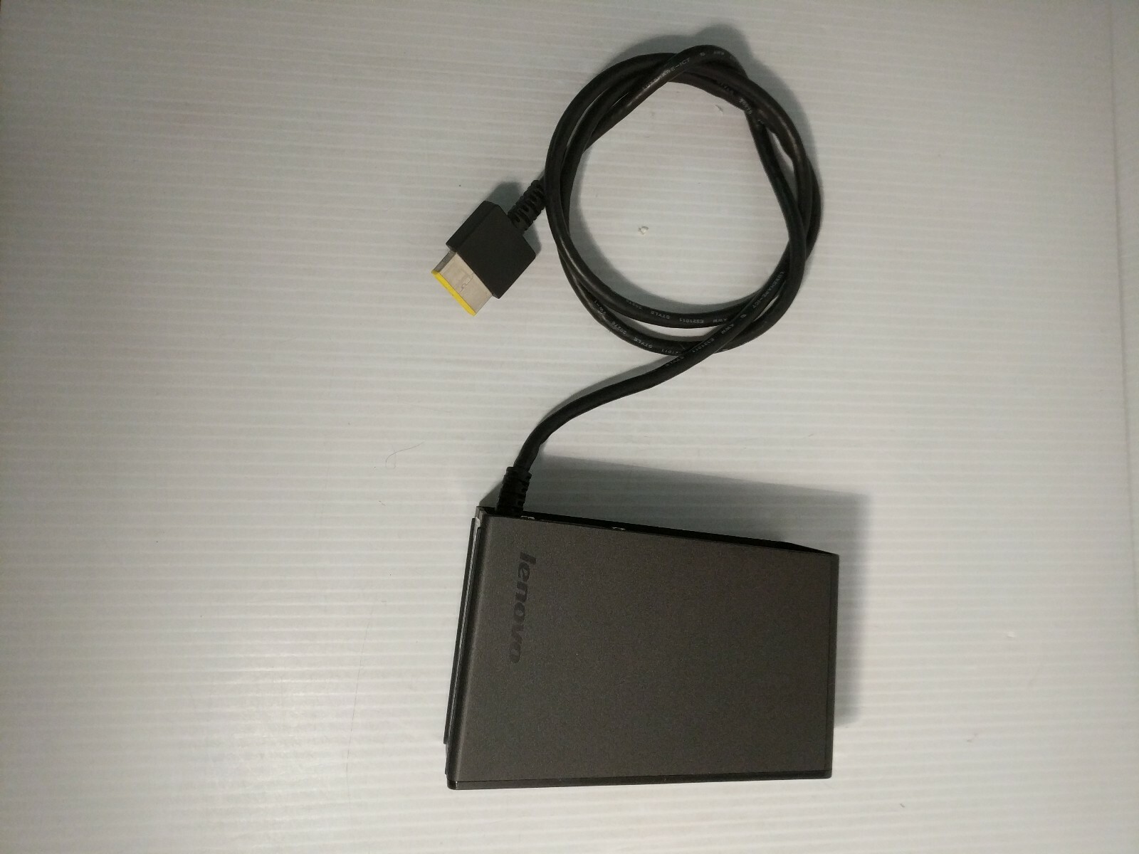 LENOVO THINKPAD DU9033S1      