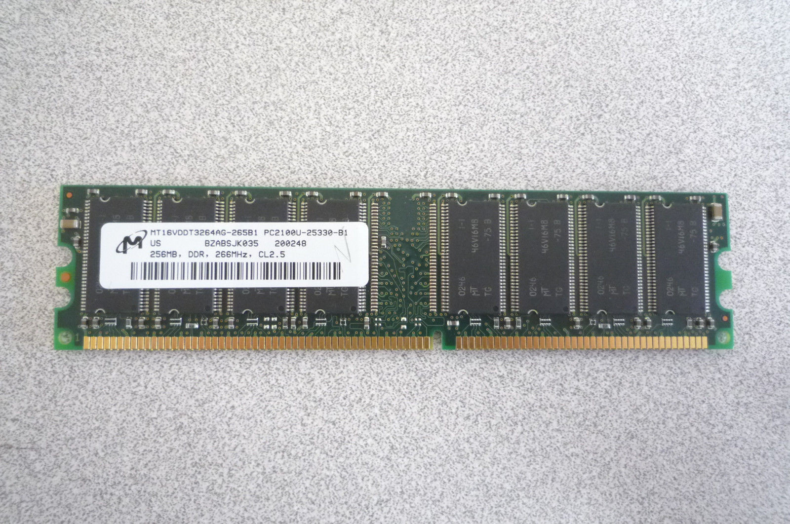 Micron MT16VDDT3264AG-265B1 PC2100U-25330-B1 256MB DDR 266MHz CL2.5 Memory