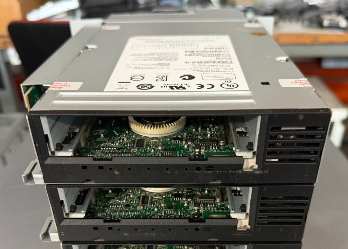 Lot of 2 - Quantum LTO6 HH FC HP 1-04216-01 Scalar i40 i80 Tape Drive