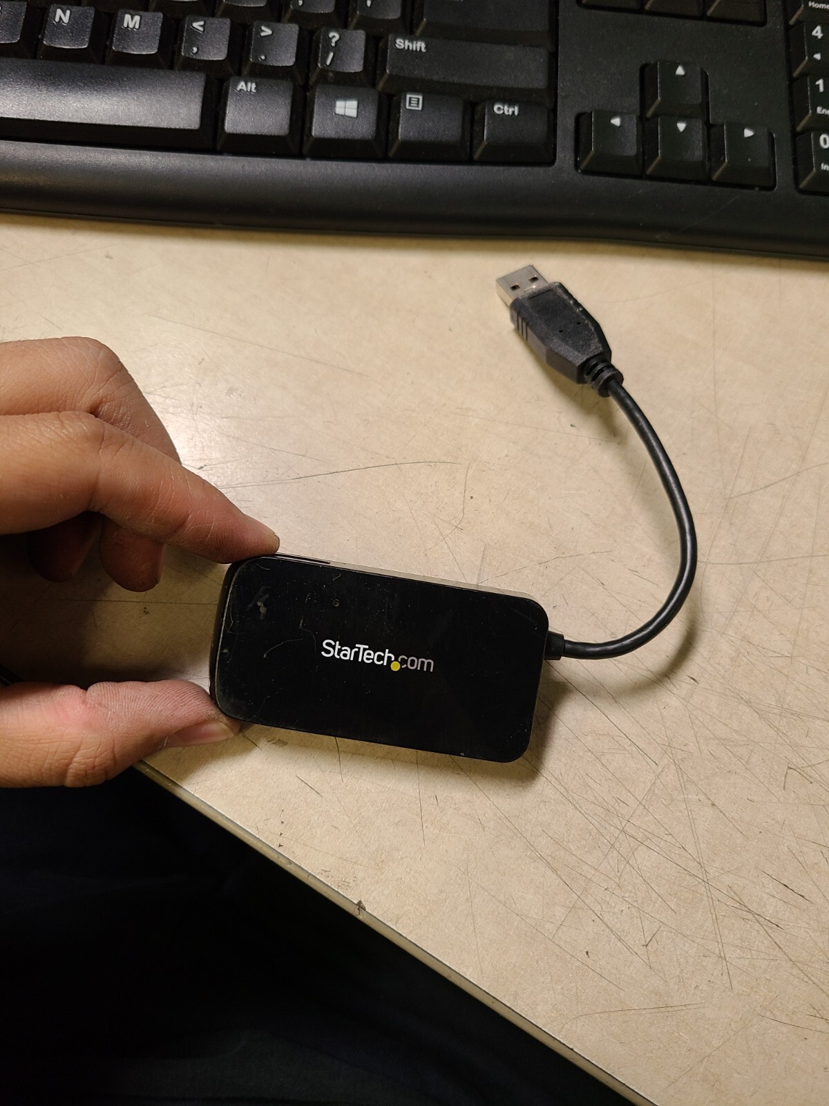 StarTech Portable 4 Port SuperSpeed Mini USB 3.0 Hub -  Black ST46300MINU3B