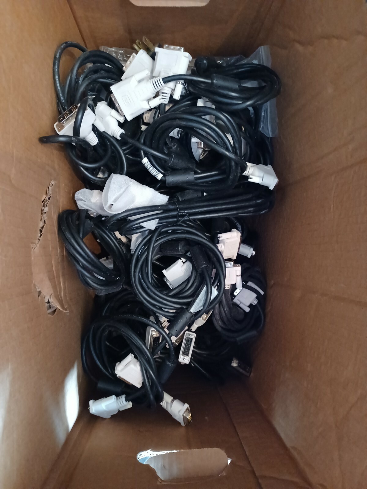 Lot of 30 6ft DVI Cable Monitor Cables