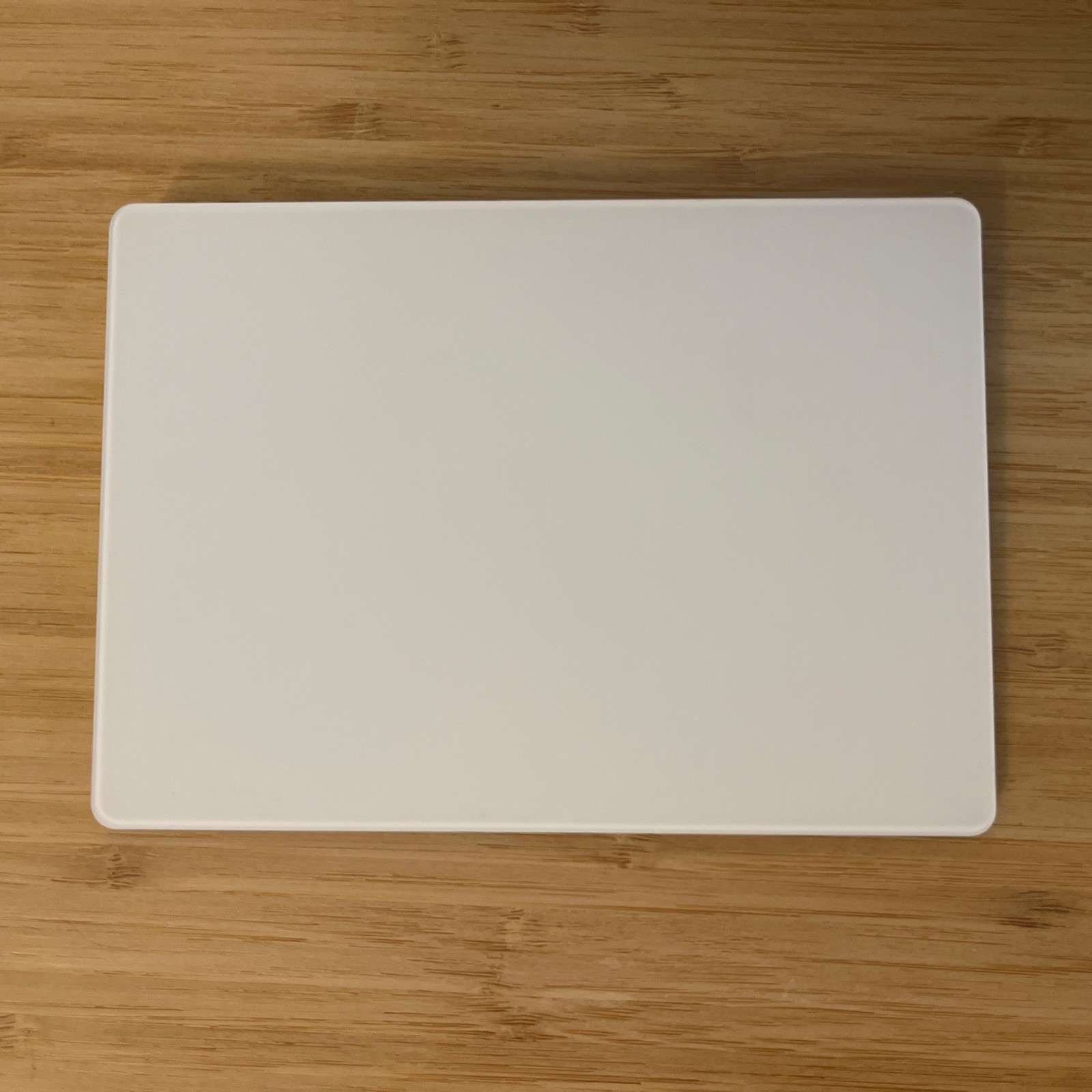 Apple Magic Trackpad 2  (White) A1535 Wireless Bluetooth + Cables
