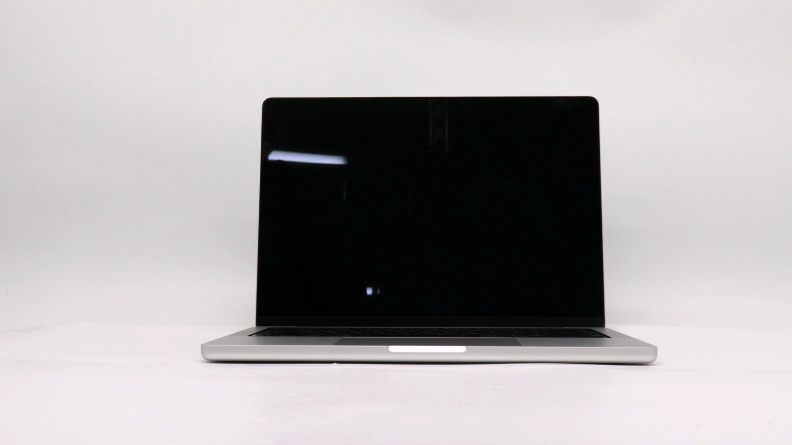 Apple Macbook Pro 14" M1 Pro 8-Core 32GB 512GB - Very Good