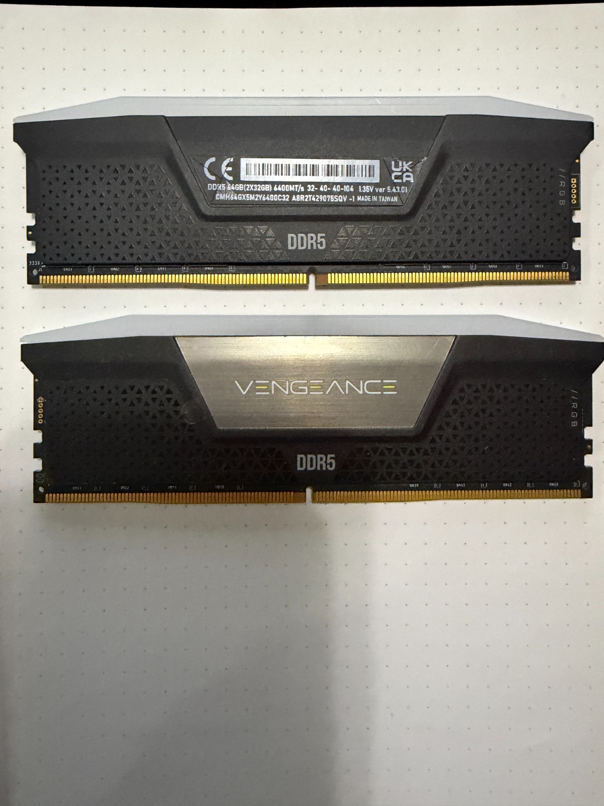 Corsair Vengeance RGB 64GB (2x32GB) DDR5 6400MHz UDIMM CMH64GX5M2Y6400C32