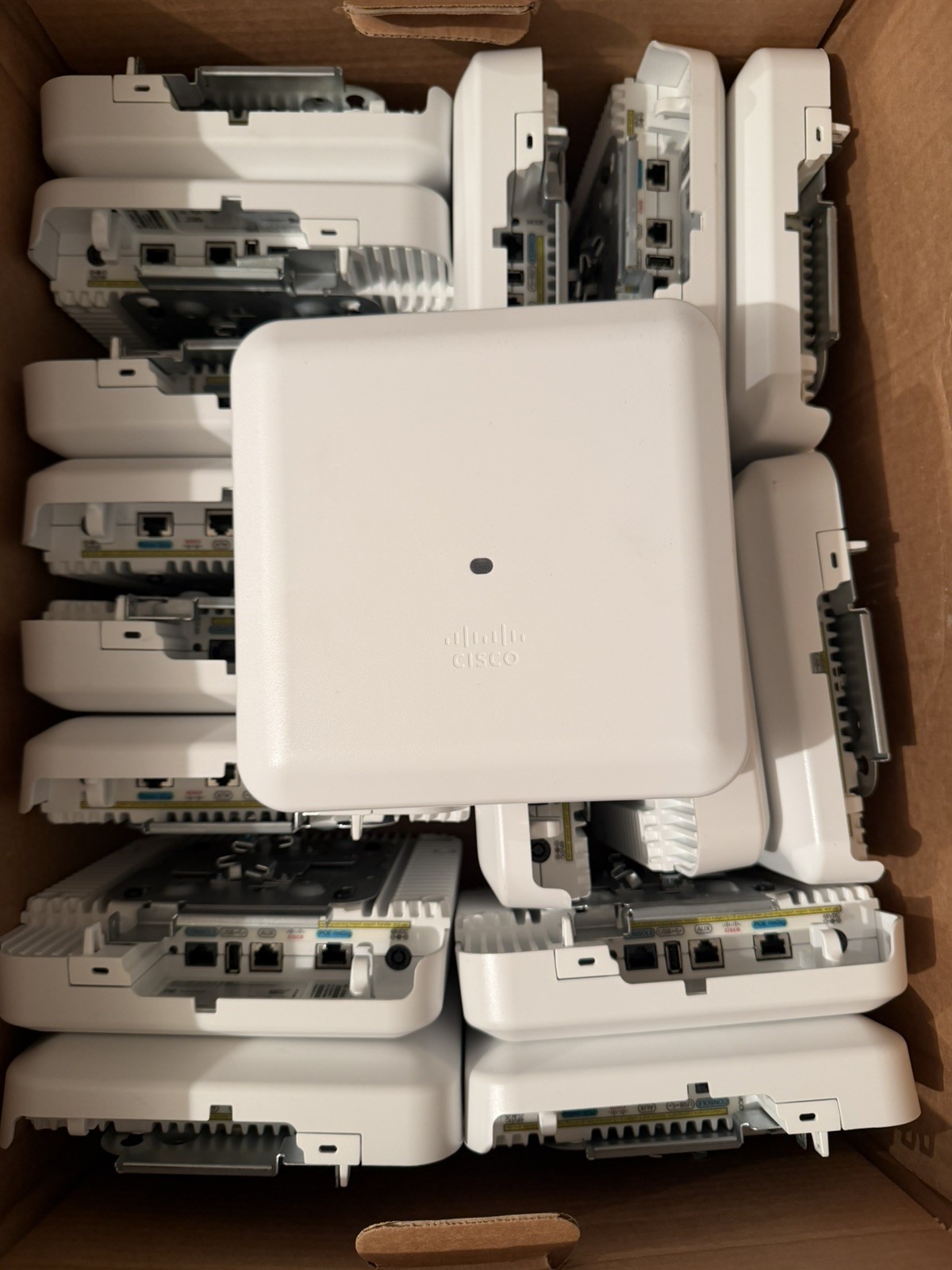 Cisco 3802I Aironet Wireless Access Point (AIR-AP3802I-B-K9)
