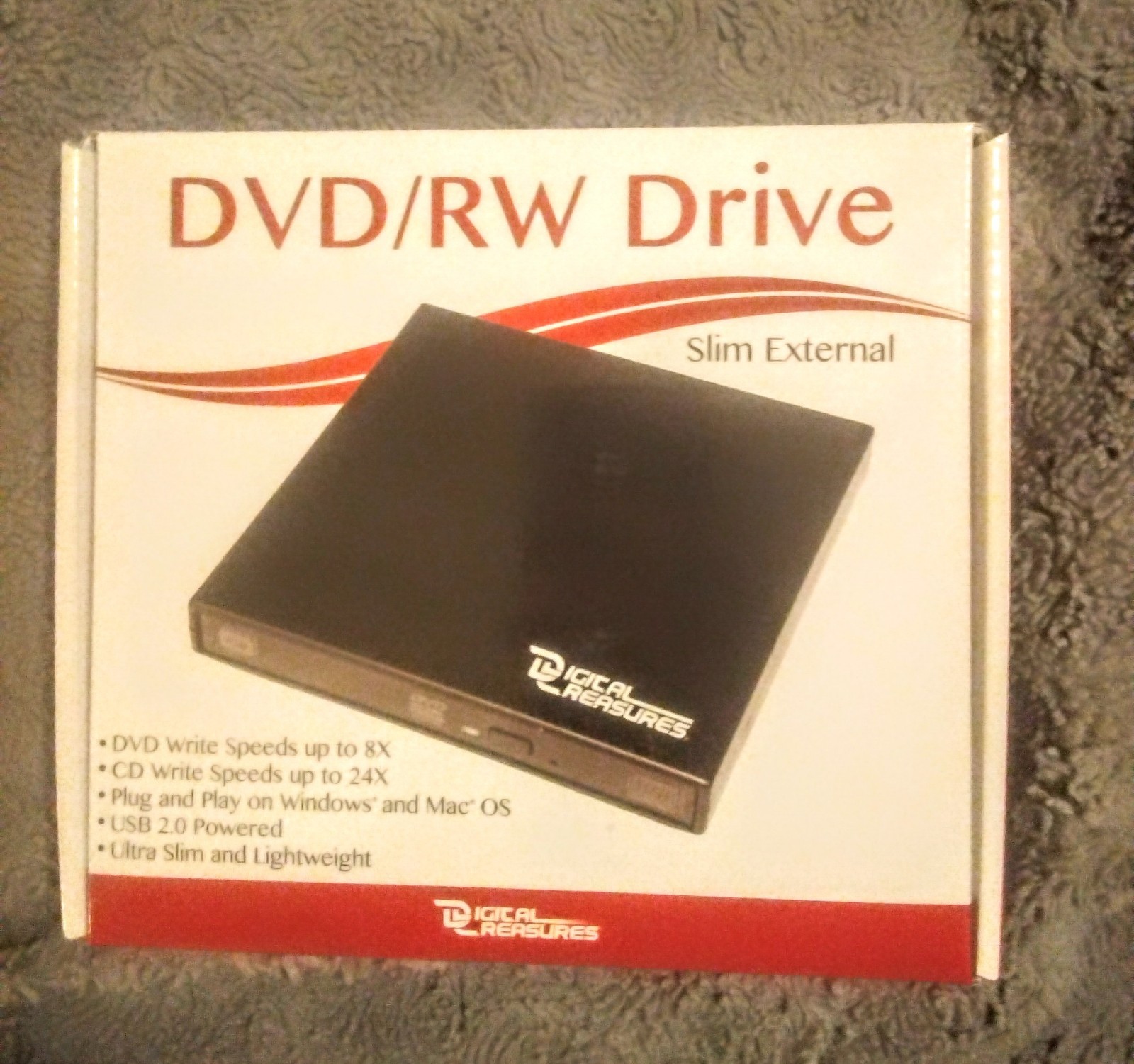 Digital Treasures DVD/RW Slim External Drive, P/N 08855 Black, NIB