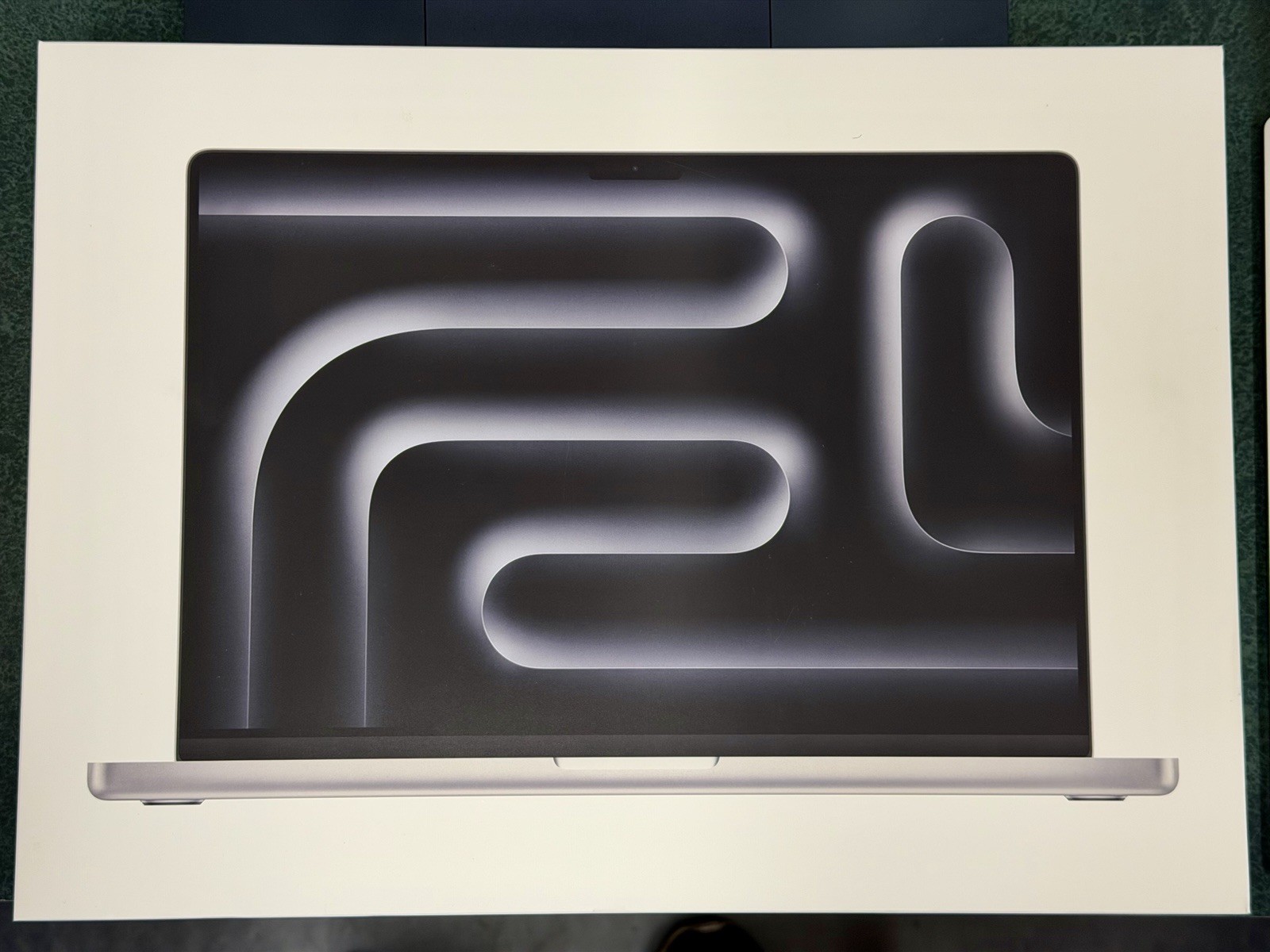 2026 APPLE MACBOOK PRO 16-INCH M5 PRO A3428 EMPTY BOX WITH MANUAL
