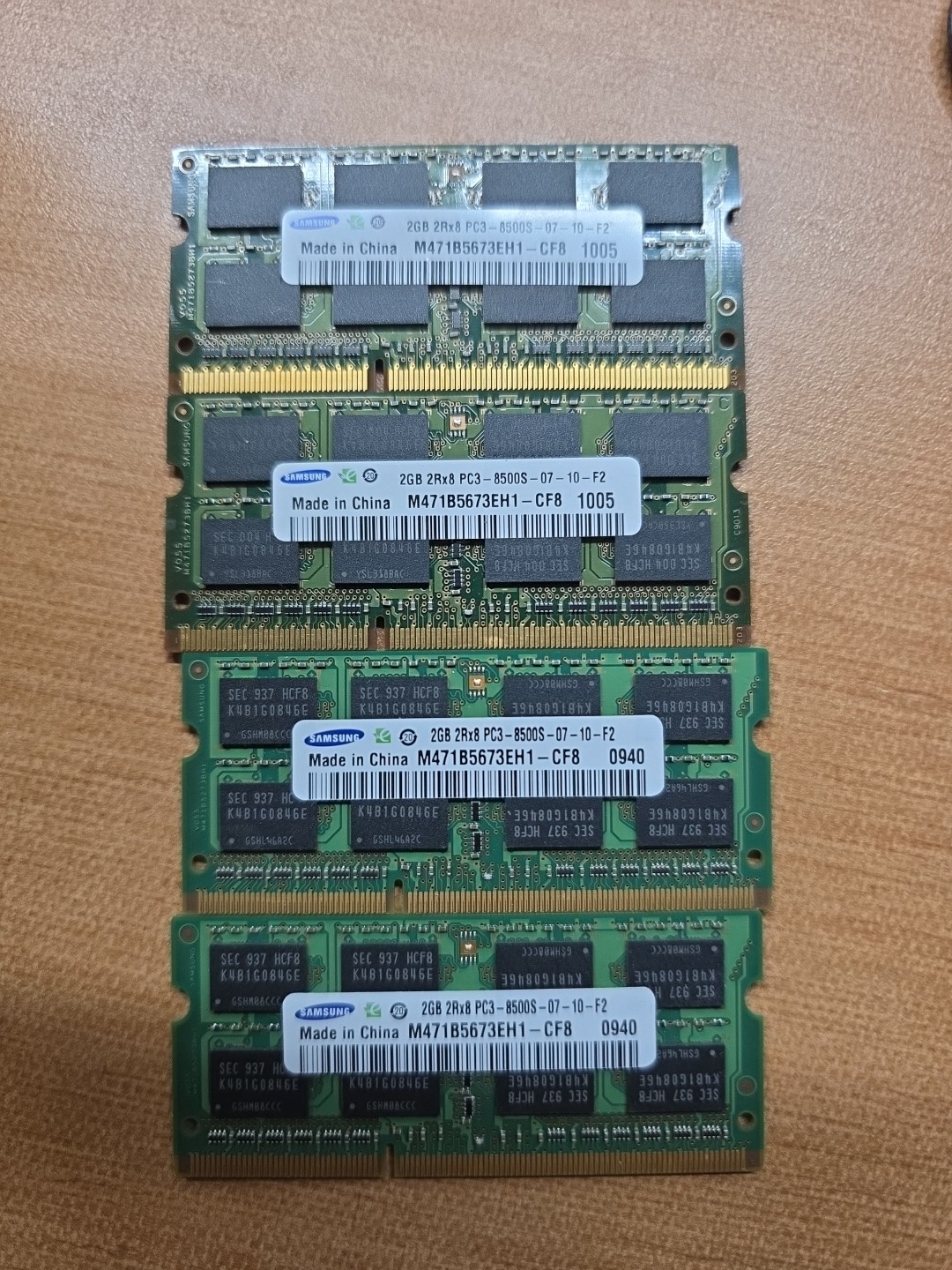 4 X Samsung LAPTOP  2GB DDR3 Memory SO-DIMM 204pin PC3-8500S M471B2874EH1-CF8