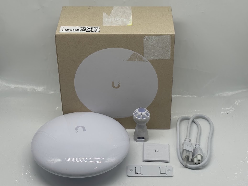 Ubiquiti UniFi 5 GHz Wireless Bridge (UDB-PRO-US)