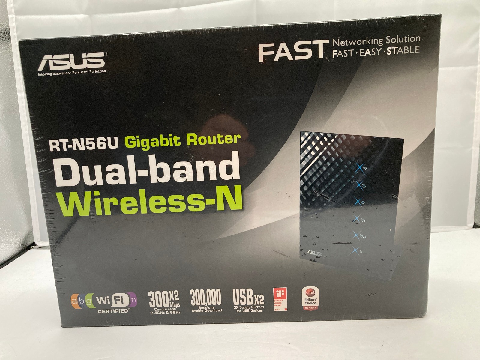 ASUS RT-N56U 300 Mbps 4-Port Gigabit Wireless N Router