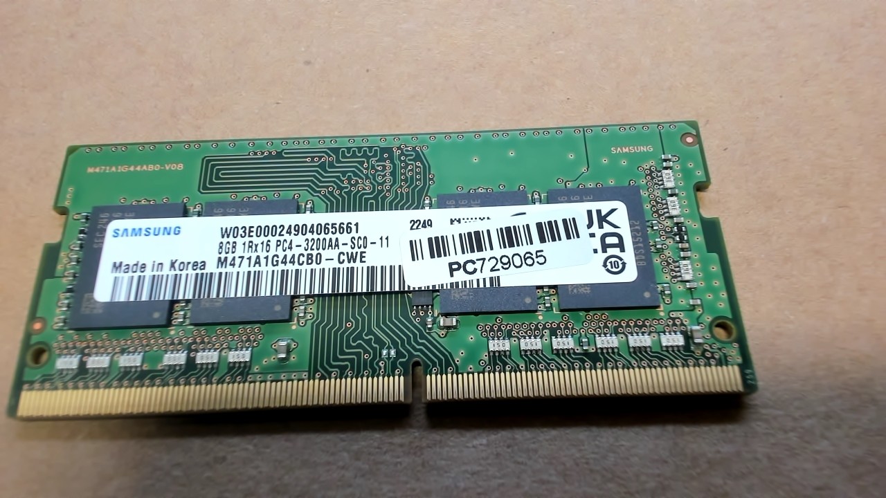 Samsung 8GB 1Rx16 PC4-3200 SODIMM DDR4 Laptop Memory RAM M471A1G44CB0-CWE