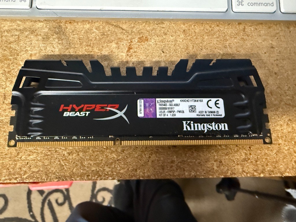 KINGSTON HYPER X BEAST RAM KHX24C11T3K4/16X 16GB (4X4GB) DDR3 MEMORY CARD