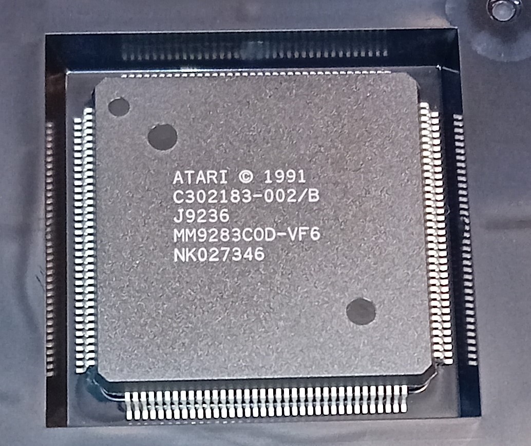 NEW Atari 520 1040 STE Mega STE SMT MCU + Glue + Blitter 144 Pin IC C302183-002