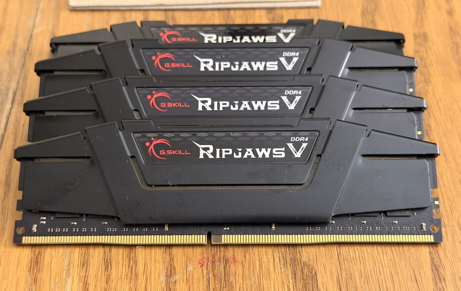 G.SKILL Ripjaws V 64GB (4x16GB) DDR4-3200 CL16