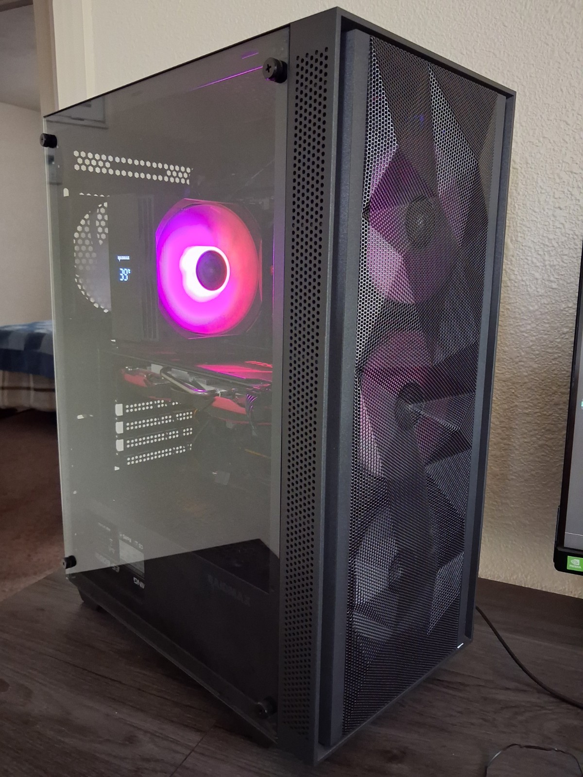 Gaming PC  - Read description