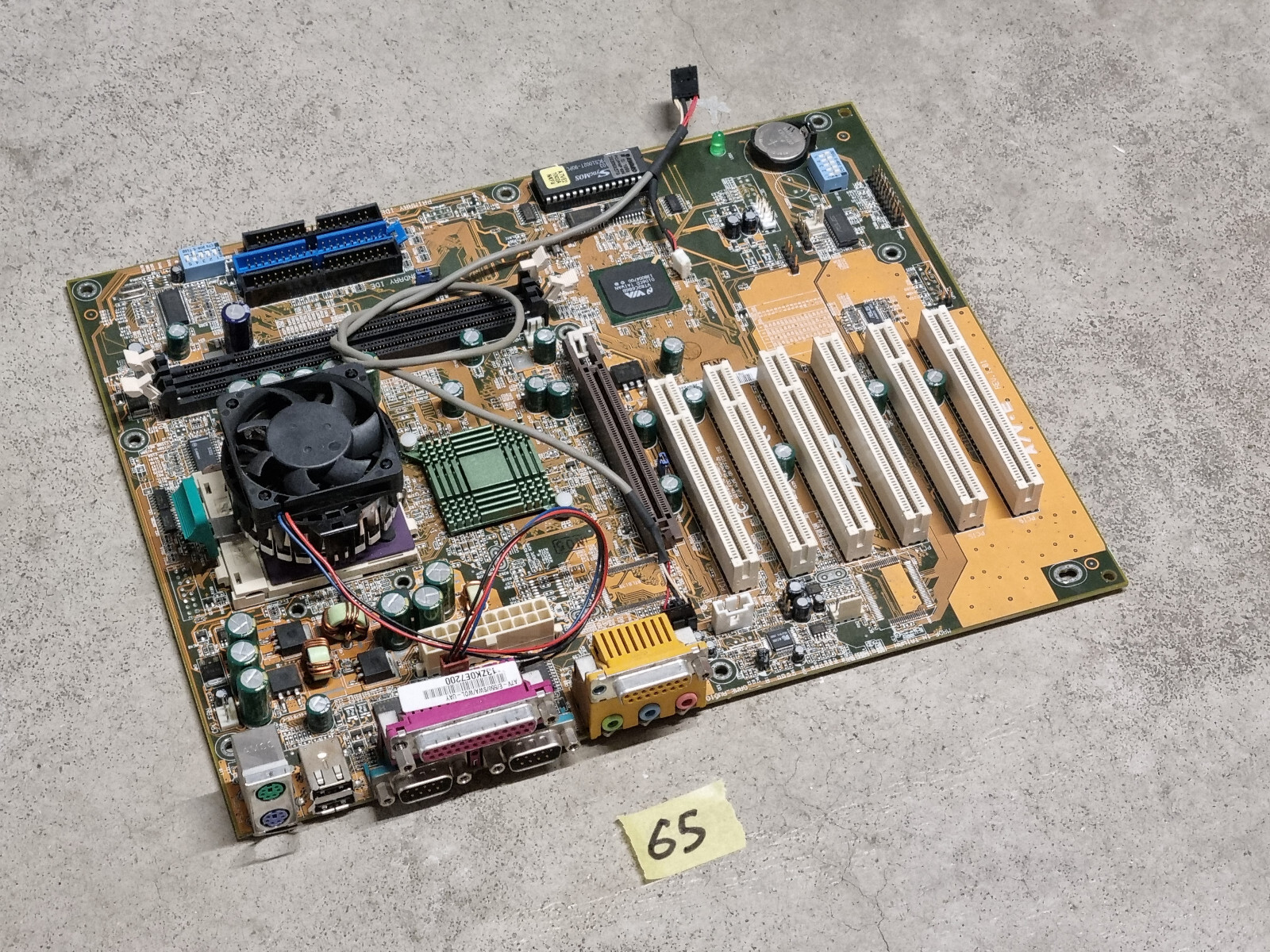 ASUS A7V-E REV. 1.01 + CPU + Cooler + Fan - Socket A PGA462 Athlon #65