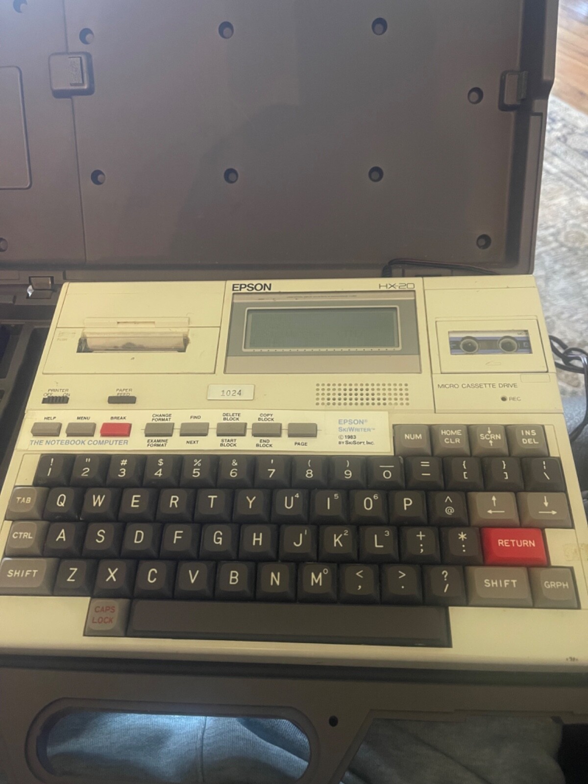 Epson sk/writer  HX20 vintage laptop computer (1983). 