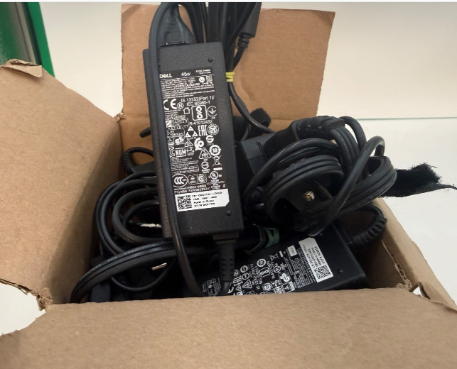 LOT OF 6-Authentic DELL HA45NM140 19.5V 2.31A 45W AC Power Adapter Chargers