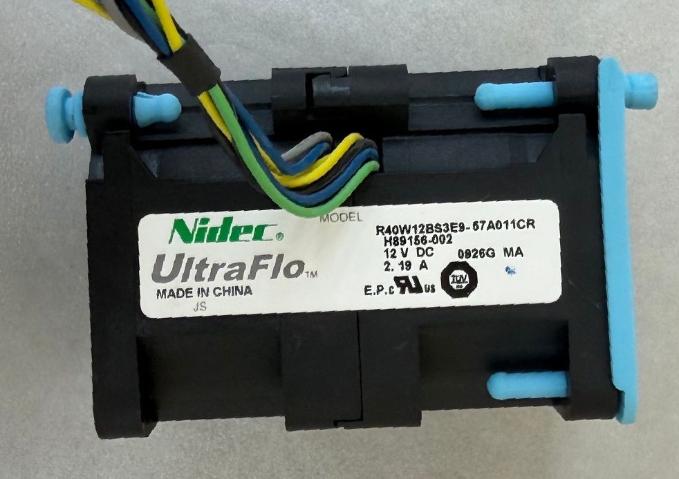 Nidec UltraFlo R40W12BS3E9-57A011CR 12V 2.19A 80mm Fan Fan H89156-002