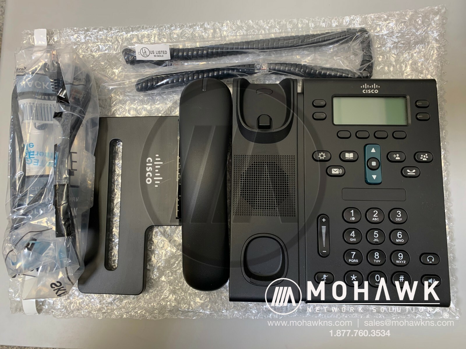 Cisco Cisco UC Phone 6945, Charcoal, Standard Handset, Cords, Stand CP-6945-C-K9