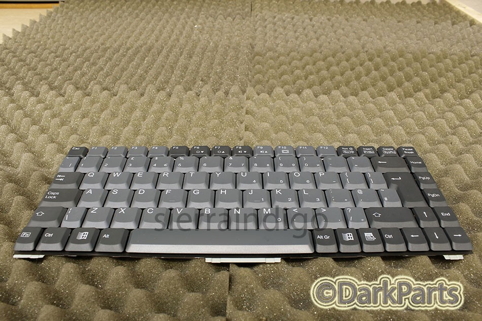 Fujitsu Lifebook E6540 E6560 E6570 Keyboard UK British English CP030270-02