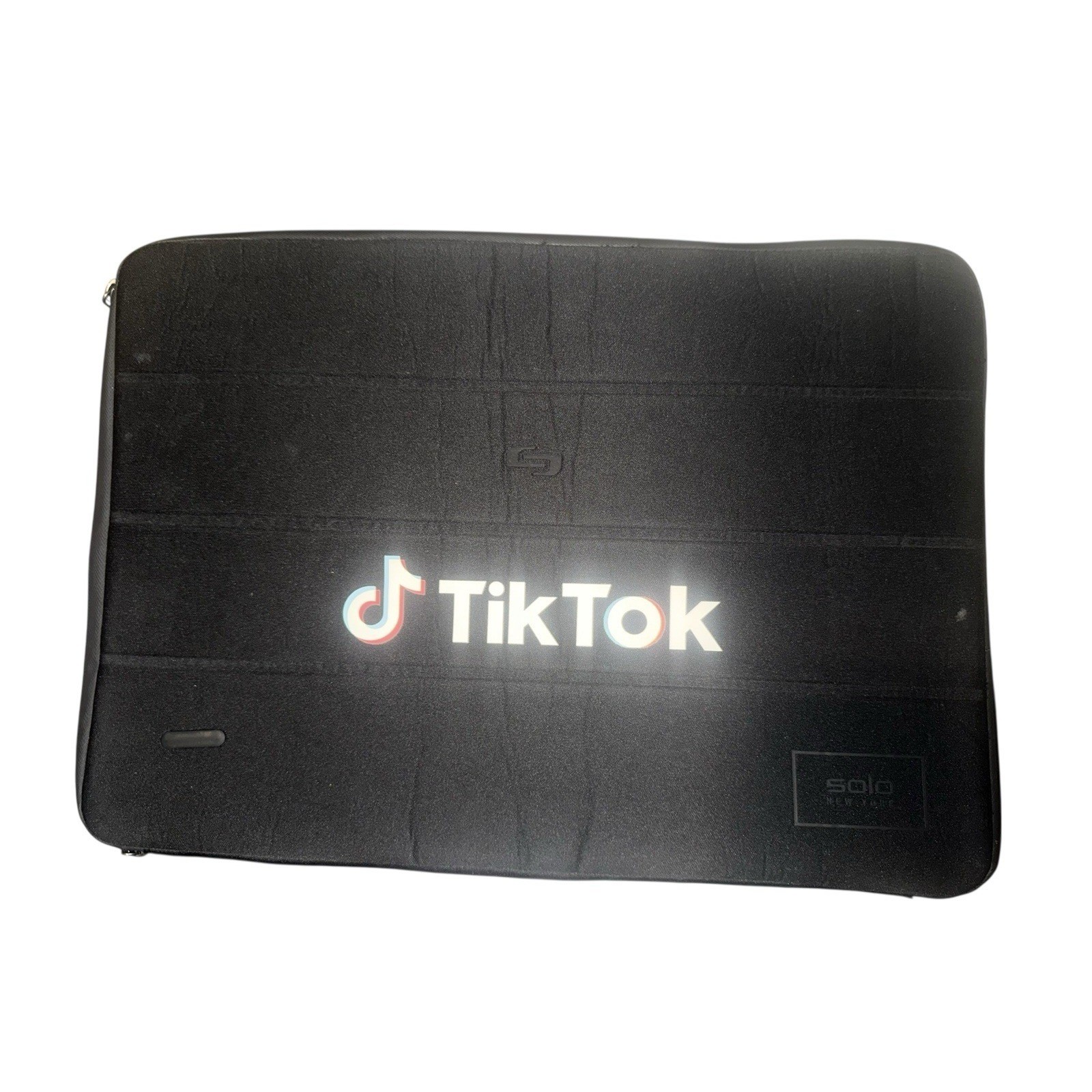 Official TikTok Solo New York Laptop Case 15" Padded Sleeve Black Zipper Pouch