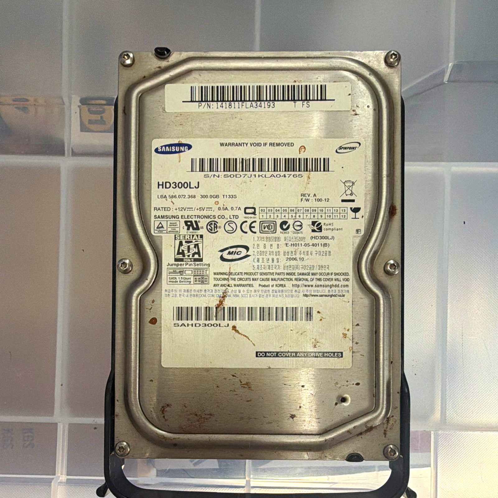 Samsung SpinPoint HD300LJ 300GB 3.5" SATA II Internal HDD 7200RPM 8MB