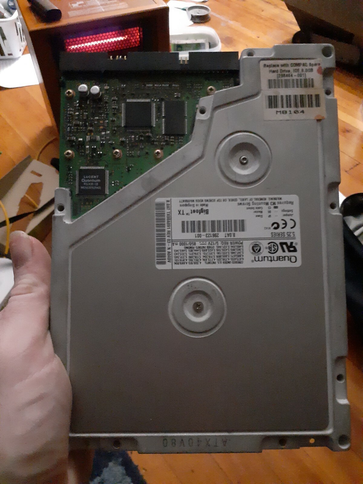 Quantum Bigfoot TX 8.0AT 8GB 5.25" IDE Hard Drive P/N: TX08A011