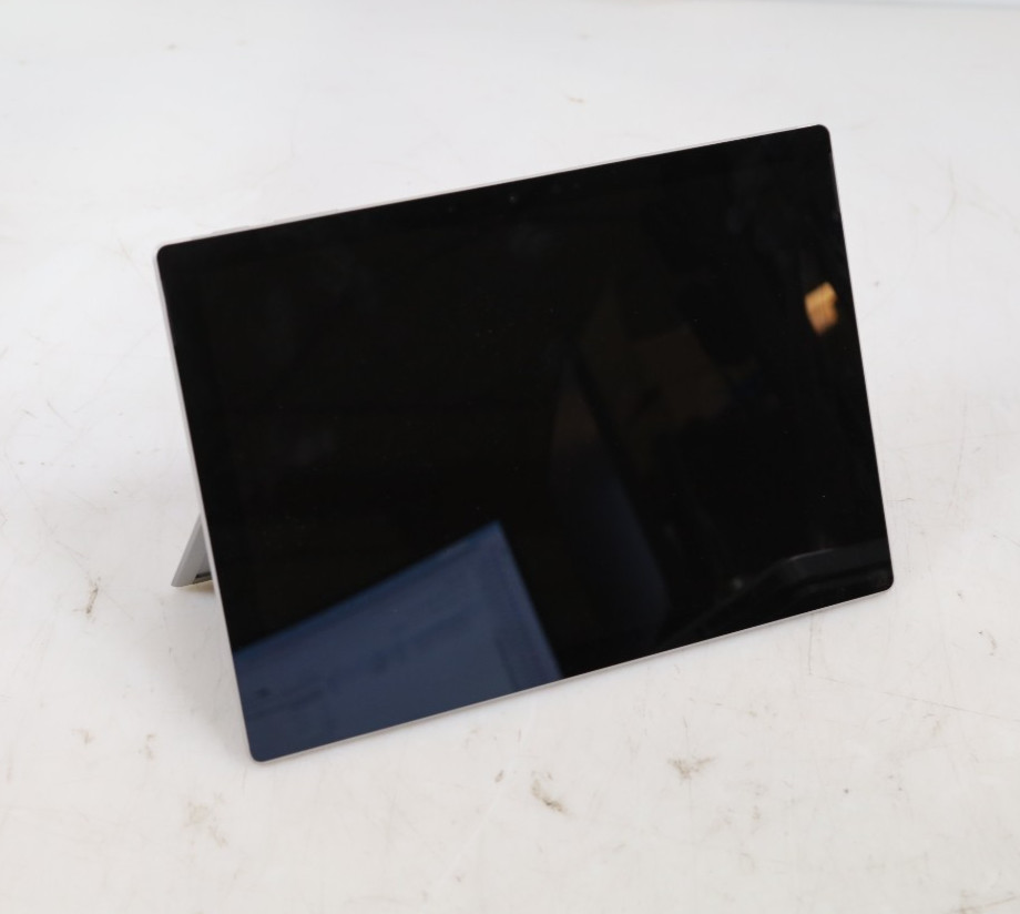 Microsoft Surface Pro 7+ 12.3" 2.7K Intel i5-1135G7 8GB 256GB SSD No OS