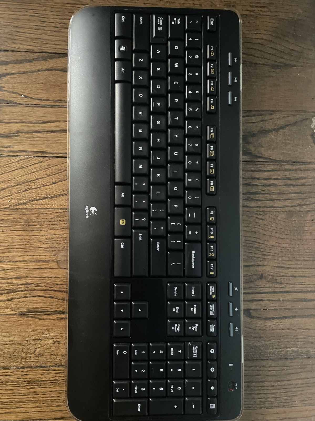 Logitech K520 Wireless Desktop Computer Keyboard Y-R0012 with USB Dongle